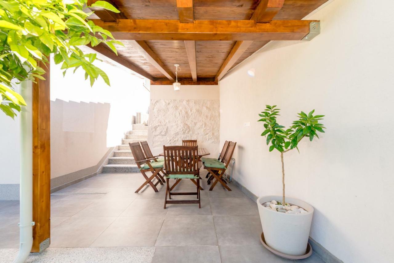 Apartments Mimac 奥米什 外观 照片